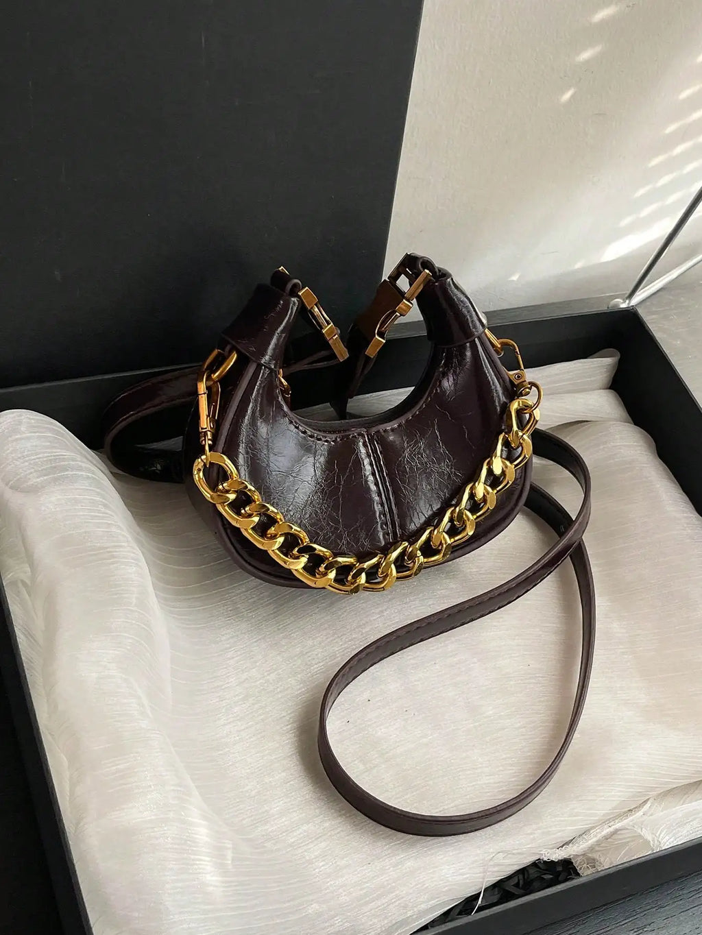 Fashionable Small Handbag, Minimalist