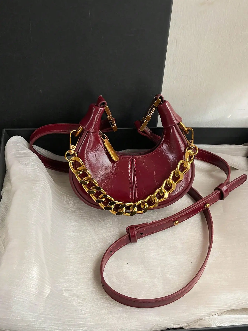 Fashionable Small Handbag, Minimalist