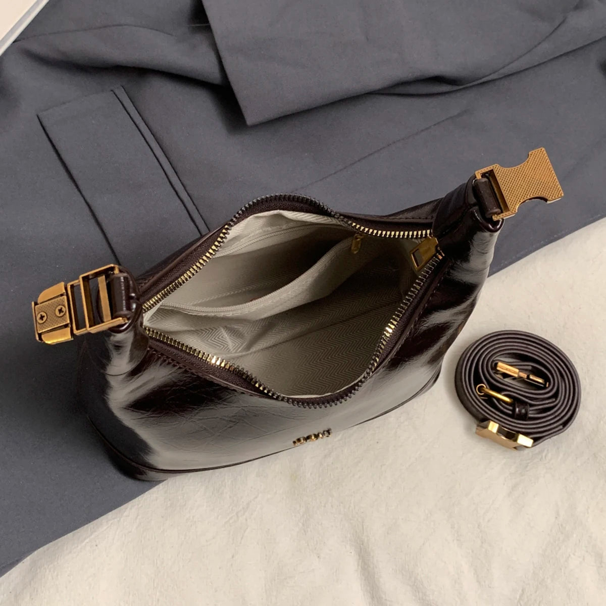 New Women's Handbag