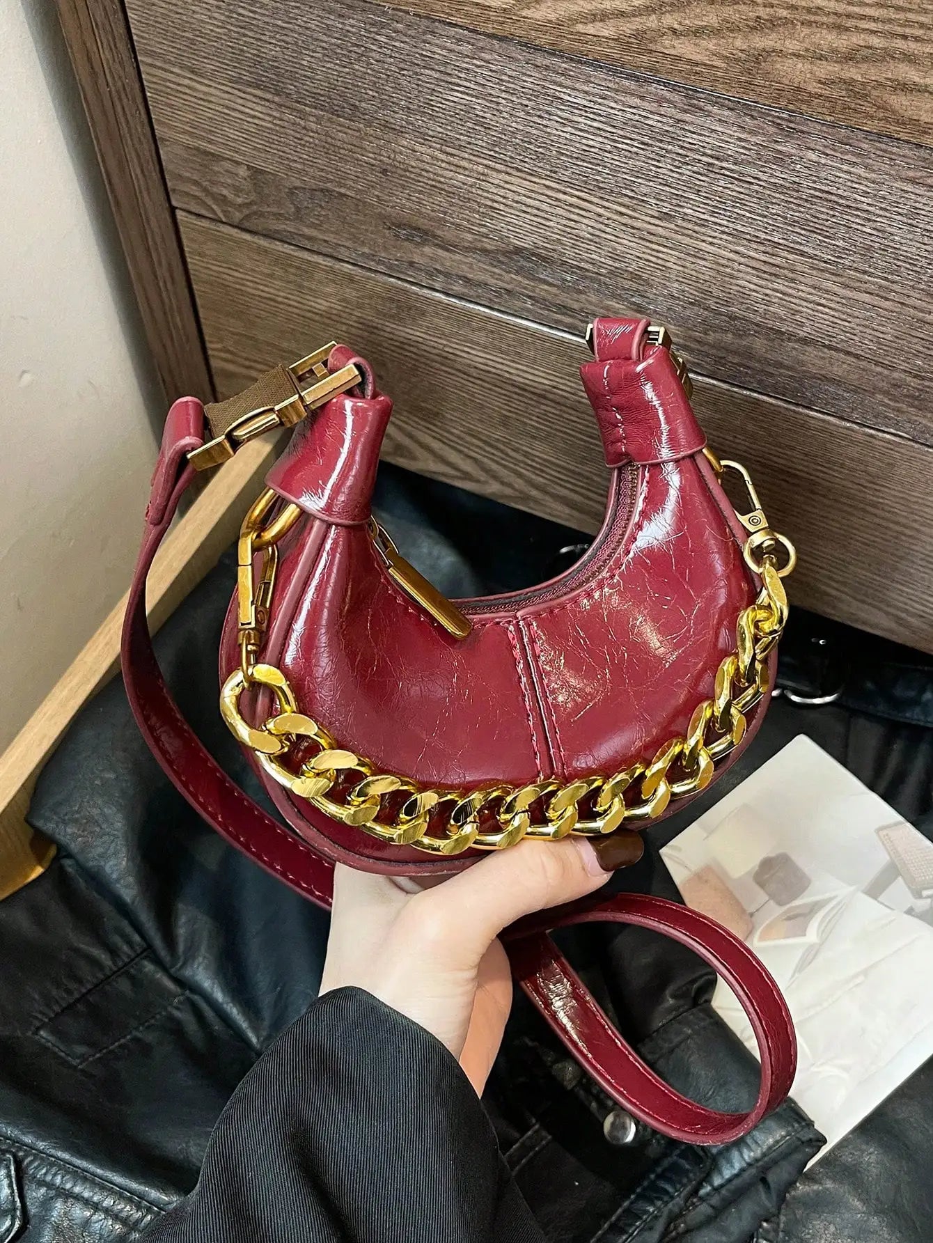Fashionable Small Handbag, Minimalist