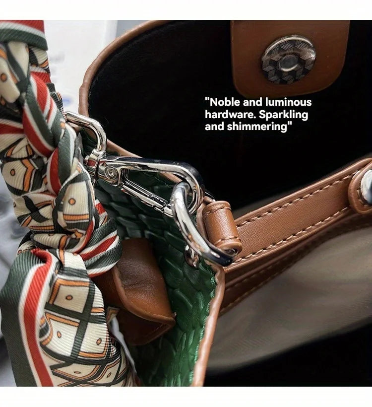 Fashionable Smal Handbag