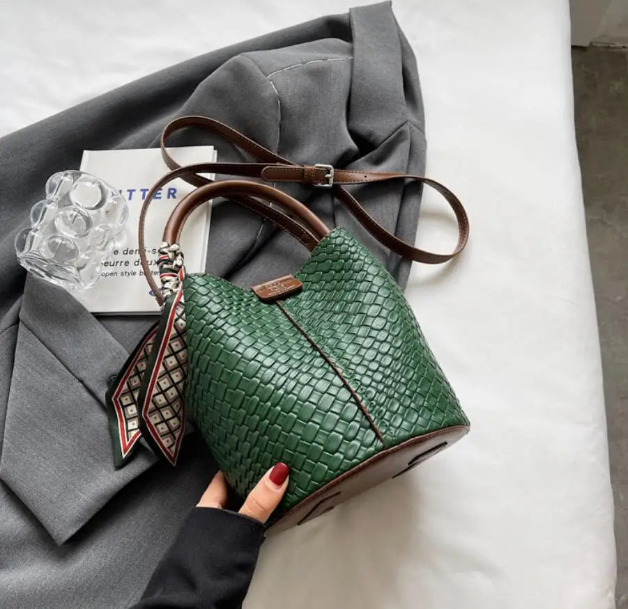 Fashionable Smal Handbag