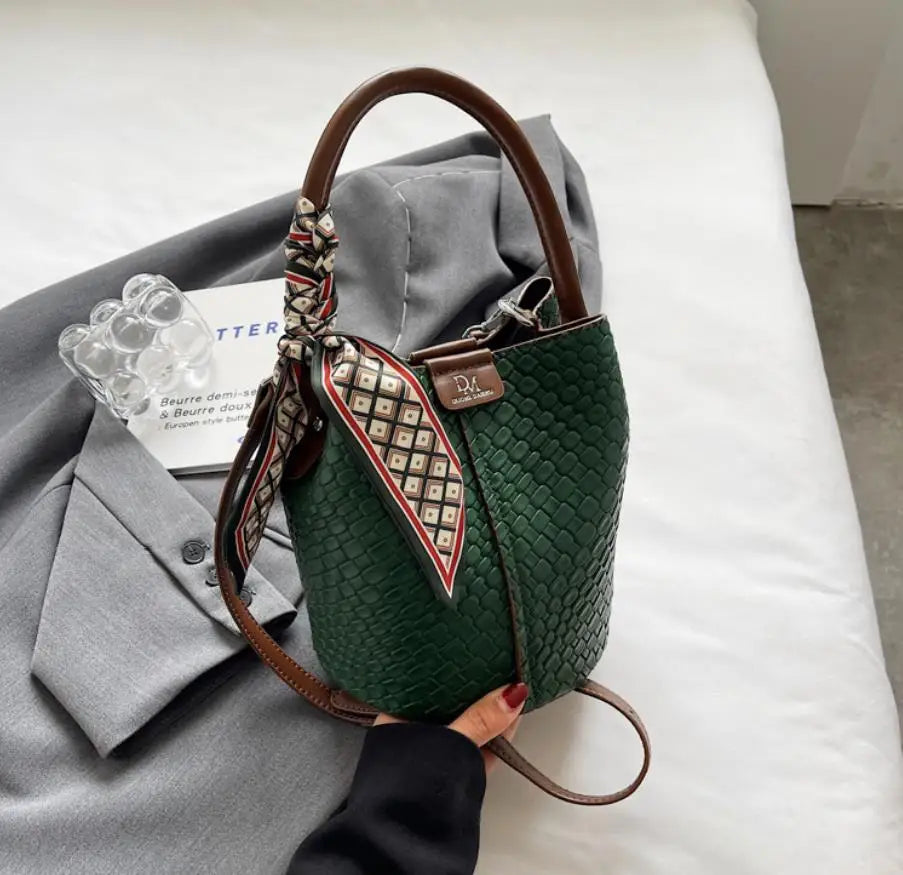 Fashionable Smal Handbag