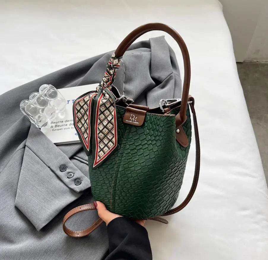Fashionable Smal Handbag