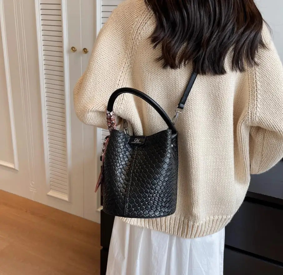 Fashionable Smal Handbag
